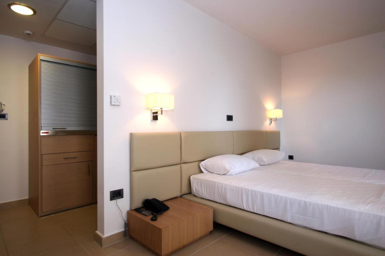 Summertime Boutique Hotel&Spa Platanés Extérieur photo